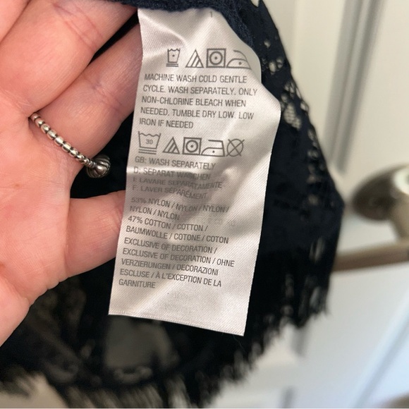 New, G.I.L.I Lace Fringe Open Front Duster - Picture 7 of 8